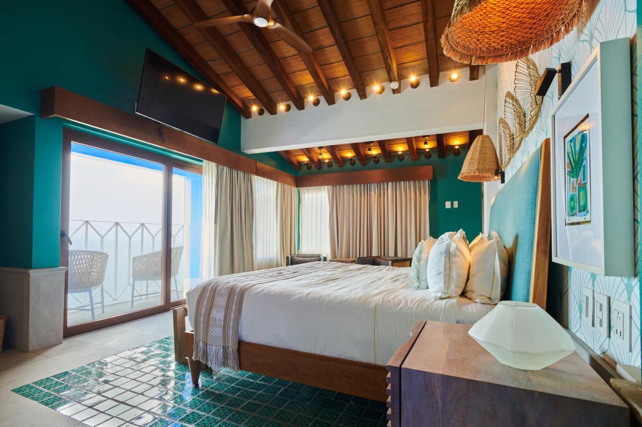 Hotel Luxury Patio Azul (Adults Only) بويرتو فالارتا المظهر الخارجي الصورة Suite at the Hotel Habitas