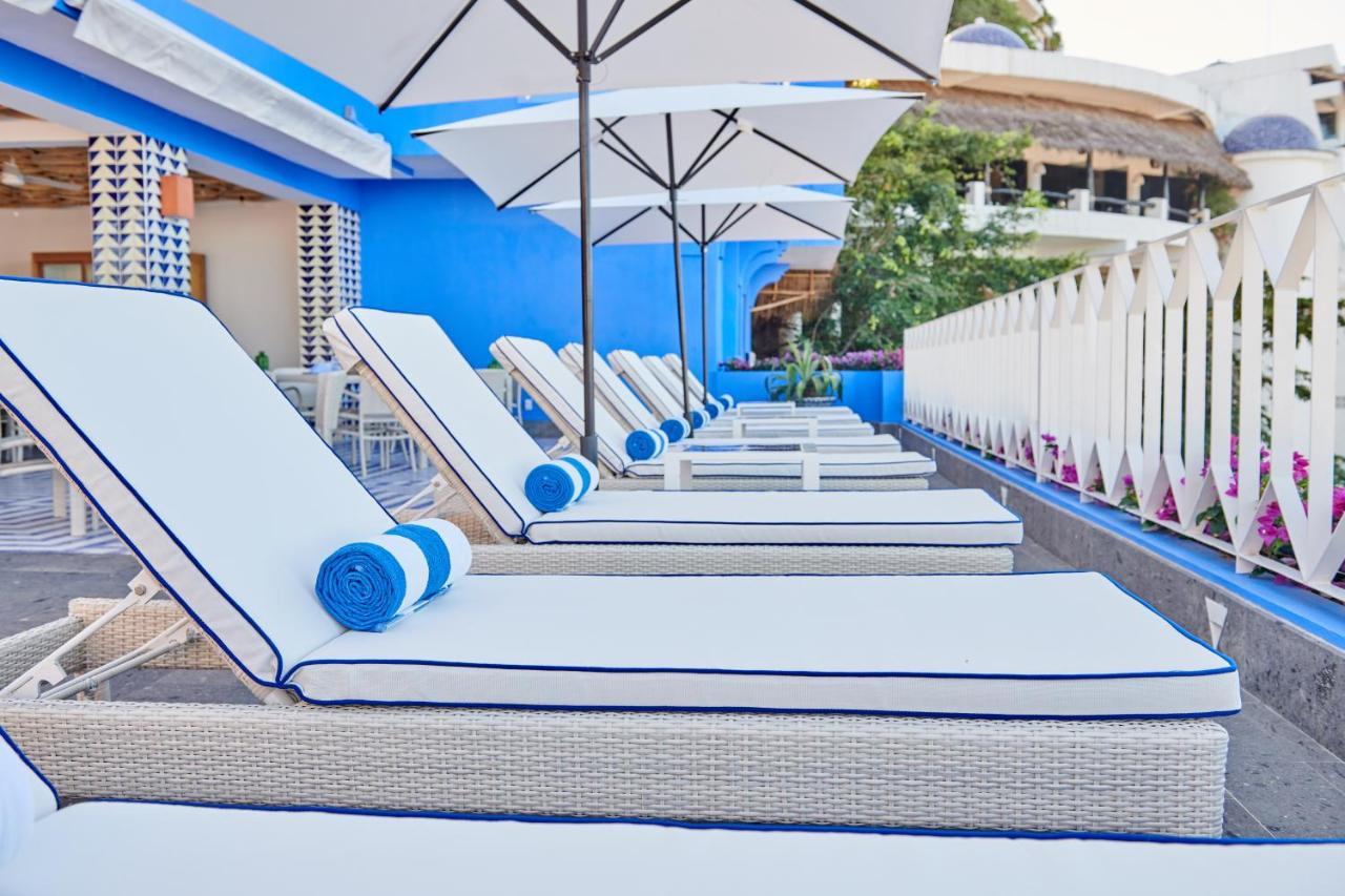 Hotel Luxury Patio Azul (Adults Only) بويرتو فالارتا المظهر الخارجي الصورة The pool at the Beverly Hills Hotel